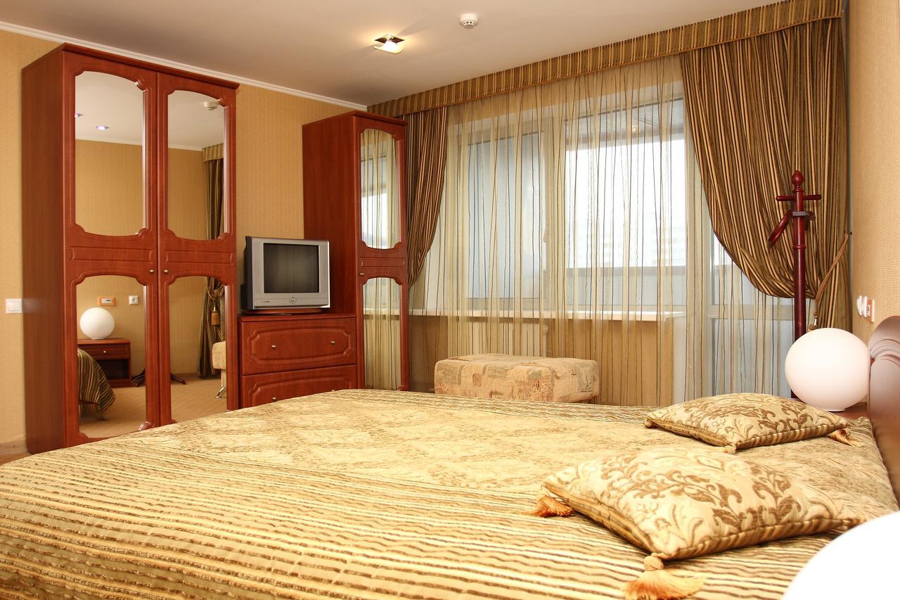 Slavinasport Hotel Zhlobin Екстер'єр фото