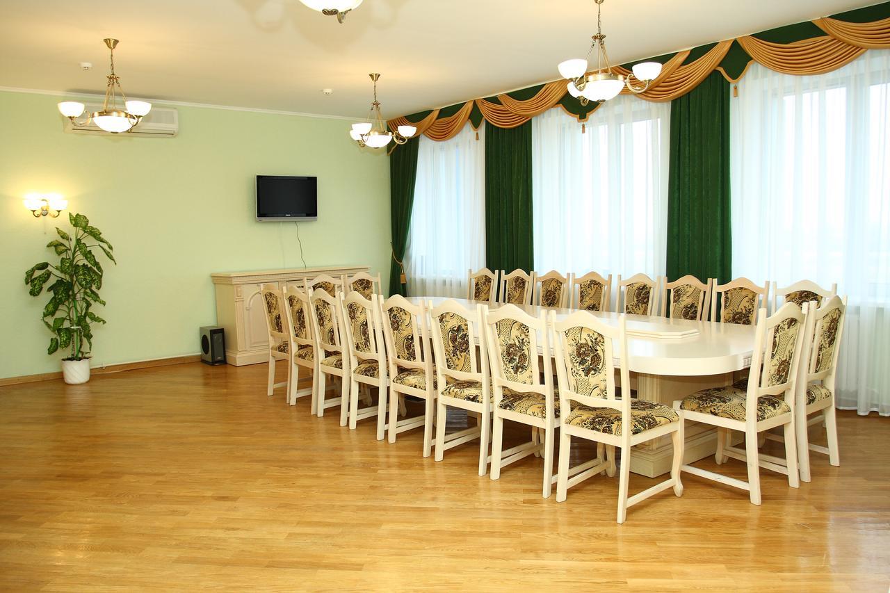 Slavinasport Hotel Zhlobin Екстер'єр фото