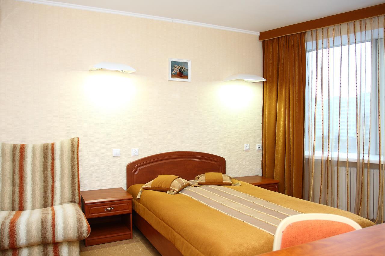 Slavinasport Hotel Zhlobin Екстер'єр фото