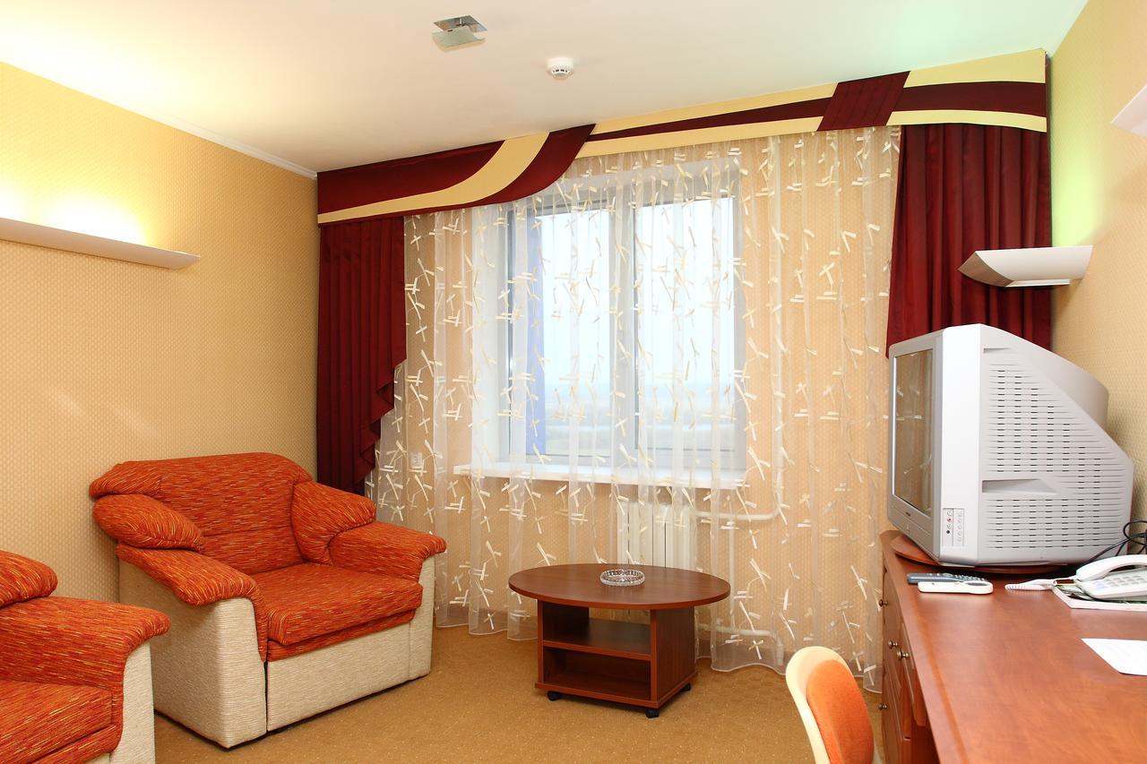 Slavinasport Hotel Zhlobin Екстер'єр фото